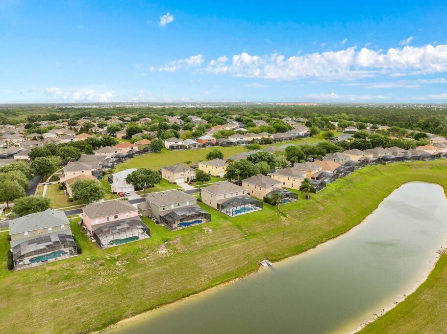 Lakeview W/8 Bedroom 5 Kingsuite 3 Miles To Disney Kissimmee Eksteriør bilde