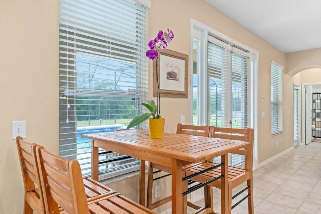 Lakeview W/8 Bedroom 5 Kingsuite 3 Miles To Disney Kissimmee Eksteriør bilde