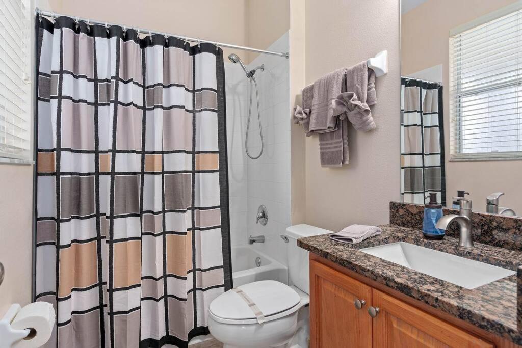 Lakeview W/8 Bedroom 5 Kingsuite 3 Miles To Disney Kissimmee Eksteriør bilde