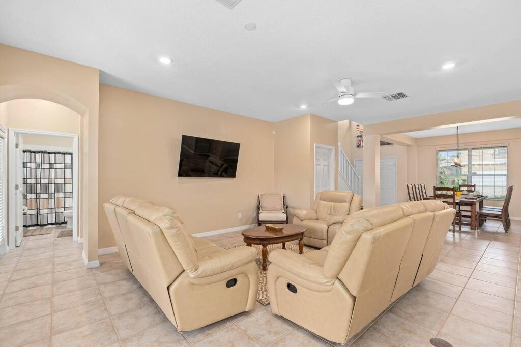 Lakeview W/8 Bedroom 5 Kingsuite 3 Miles To Disney Kissimmee Eksteriør bilde